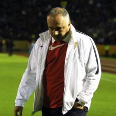 Pumas oficializa la salida de Vázquez y Sancho