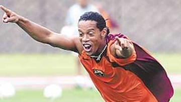 <b>IMPRESCINDIBLE. </b>El barcelonismo teme la baja de Ronaldinho.