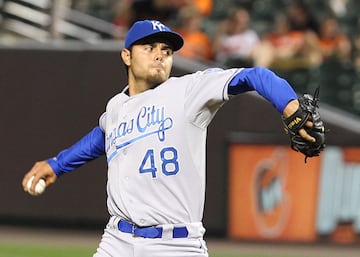 Único mexicano con temporadas de 40 rescates
El relevista de Monclova, Coahuila, se convirtió en 2008 en el primer mexicano en conseguir 40 o más salvamentos en una temporada. Salvó 42 juegos para los Reales de Kansas City.
Soria repetiría la hazaña en 2010 con 43 rescates para los Reales.