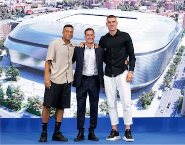 En la despedida de Lucas estuvieron presentes dos jugadores del primer equipo, Andriy Lunin y Kylian Mbappé.