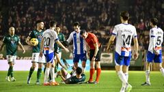 El Racing de Ferrol sigue enfadado con los arbitrajes.