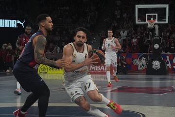 Facundo Campazzo frente a Markus Howard.