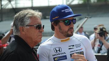 Alonso con Mario Andretti.