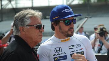 Alonso con Mario Andretti.