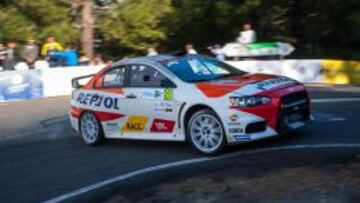 Cristian García con su Mitsubishi en el pasado Rally de Islas Canarias.