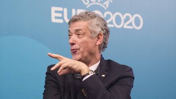 Villar: "No se puede implantar el VAR de la noche a la mañana"