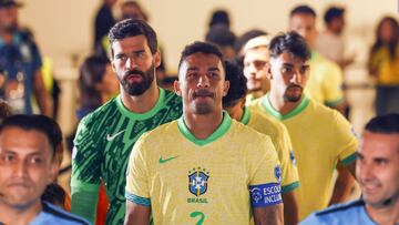 Inglewood (United States), 25/06/2024.- Brazil defender Danilo (C) and his teammates take the field at the start of the CONMEBOL Copa America 2024 group D soccer match between Brazil and Costa Rica, in Inglewood, California, USA, 24 June 2024. (Brasil) EFE/EPA/CAROLINE BREHMAN
