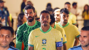 Inglewood (United States), 25/06/2024.- Brazil defender Danilo (C) and his teammates take the field at the start of the CONMEBOL Copa America 2024 group D soccer match between Brazil and Costa Rica, in Inglewood, California, USA, 24 June 2024. (Brasil) EFE/EPA/CAROLINE BREHMAN
