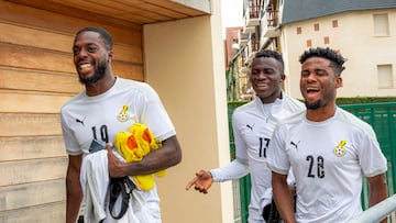 Iñaki Williams, junto a sus compañeros de selección Afena-Gyan y Afriyie Barnieh.