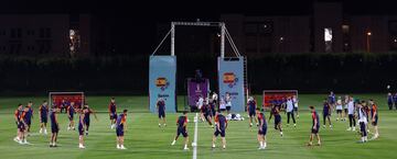 Vista general del entrenamiento de la Selección en la Universidad de Doha.