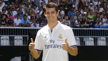 Álvaro Morata, durante su presentación.