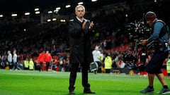 Jos&eacute; Mourinho, en un partido con el Manchester United.