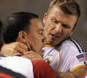 Beckham vuelve a meterse en problemas tras agarrar por el cuello a un rival