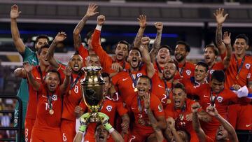 27/06/16 PARTIDO FINAL DE LA COPA AMERICA CENTENARIO 2016
ARGENTINA - CHILE
CHILE CAMPEONA TROFEO