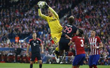 Oblak contra el Bayern.