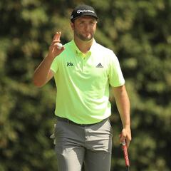 Jon Rahm bate a Tiger Woods y ya está arriba en Augusta