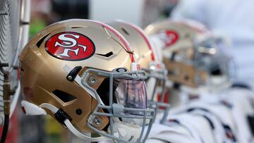 Casco de los 49ers