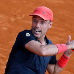 Bautista cae con orgullo ante un gran Hurkacz