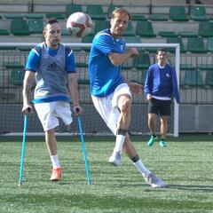 Yeste apadrina un equipo pionero con deportistas amputados