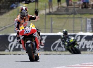 Dani Pedrosa celebra la pole de la carrera.
