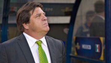 El t&eacute;cnico Miguel Herrera en un partido de M&eacute;xico con la Selecci&oacute;n Mexicana.