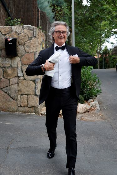 Poty Castillo llega a la boda de David Summers y Christine Cambeiro en Madrid.