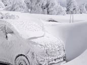 Casi 4 metros de nieve y lucha contra la lluvia gélida en Sierra Nevada