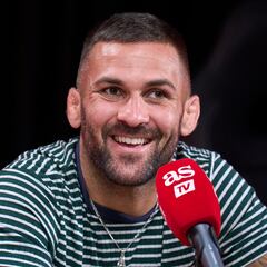 Hecher Sosa: “Tengo un pie en UFC, he tenido varias reuniones con ellos”