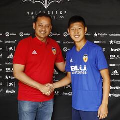 Kangin Lee: "Sueño con jugar en Mestalla, el Valencia es mi vida"
