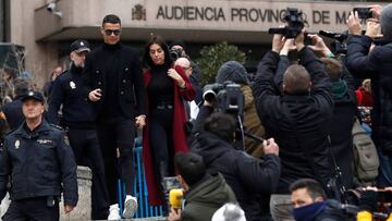 Las condenas a Cristiano ponen en peligro sus condecoraciones