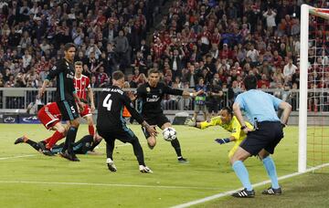 Keylor Navas and Cristiano Ronaldo.