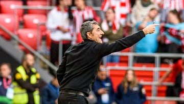 BILBAO, 30/03/2025.- El entrenador del Athletic Club, Ernesto Valverde, durante el partido de la jornada 29 de LaLiga que Athletic Club y Atlético Osasuna disputan este domingo en el estadio de San Mamés. EFE/Javier Zorrilla