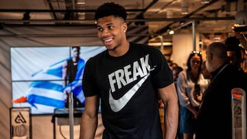 Giannis Antetokounmpo, durante un acto promocional en Grecia.