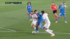El posible penalti de Carvajal al Getafe en la primera mitad