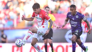 (L-R), Jorge Rodriguez of Necaxa and Jefferson Intriago of Mazatlan during the game Necaxa vs Mazatlan FC, corresponding to Round 16 of the Torneo Apertura 2023 of the Liga BBVA MX, at Victoria Stadium, on November 05, 2023.
<br><br>
(I-D), Jorge Rodriguez de Necaxa y Jefferson Intriago de Mazatlan durante el partido Necaxa vs Mazatlan FC, correspondiente a la Jornada 16 del Torneo Apertura 2023 de la Liga BBVA MX, en el Estadio Victoria, el 05 de Noviembre de 2023