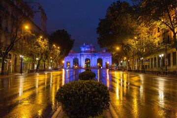 Puerta de Alcalá, Madrid.