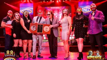 Sangre Chicana recibe homenaje en el CMLL