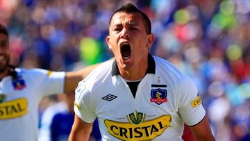 “A muchos jóvenes les ha costado rendir en Colo Colo, pero a él no... Es como mi hijo”