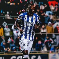 Sadiq sonríe en la Real Sociedad 635 días después