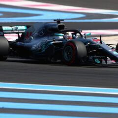 Hamilton vuela, Sainz brilla y McLaren decepciona