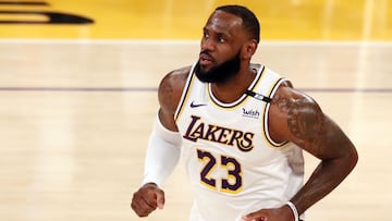 LeBron James, durante un partido de la NBA con Los Angeles Lakers.