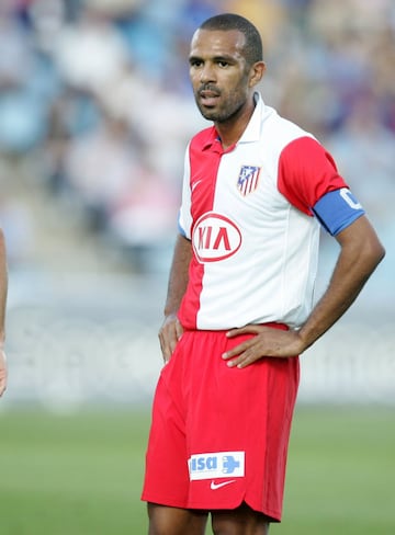 Centrocampista de corte defensivo que sólo estuvo una campaña en el club madrileño (06-07). Jugó 28 partidos y no marcó ningún gol. Posteriormente se marchó al Atalanta.