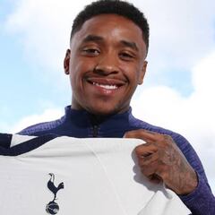 Oficial: el Tottenham de Mou se refuerza con Bergwijn