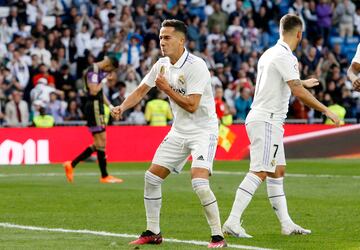 Lucas Vázquez celebra el sexto gol del Real Madrid al Valladolid. 