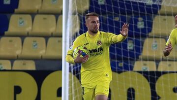 Javi Ontiveros celebra un gol.