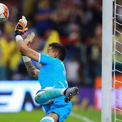 El 1x1 de Chivas con Gudiño como la gran figura del Clásico Nacional