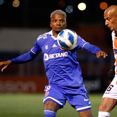 La U sobrevive en la altura