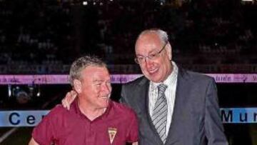 <b>JUICIO EXPRESS. </b>Javier Clemente y Jesús Samper han acaparado el protagonismo en la previa.