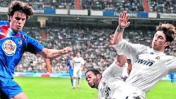 <b>SOLVENTE. </b>Ramos, haciendo la cobertura a Marcelo ante el Getafe.