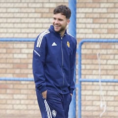 Álvaro Giménez se ejercita al margen por precaución